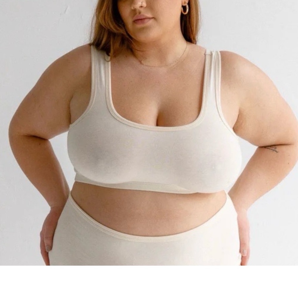 ARQ full coverage bra in cream